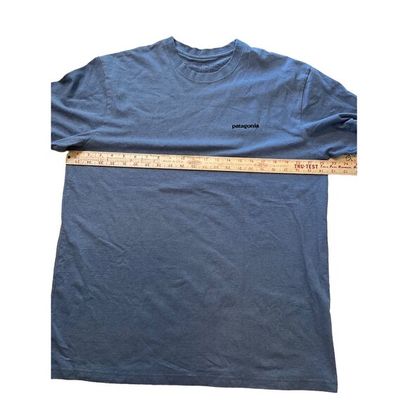 Patagonia Blue Men's T-shirt Short Sleeve Logo on Back‎ - Picture 2 of 4